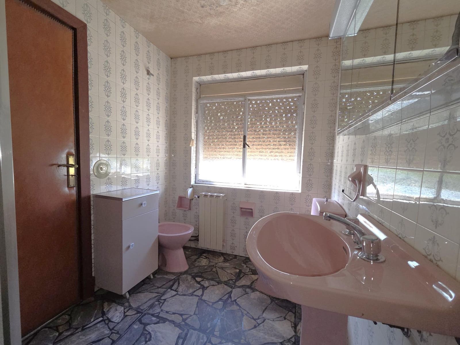 5 soverom Penthouse til salgs i Teverga - € 89 000 (Ref: 9965460)