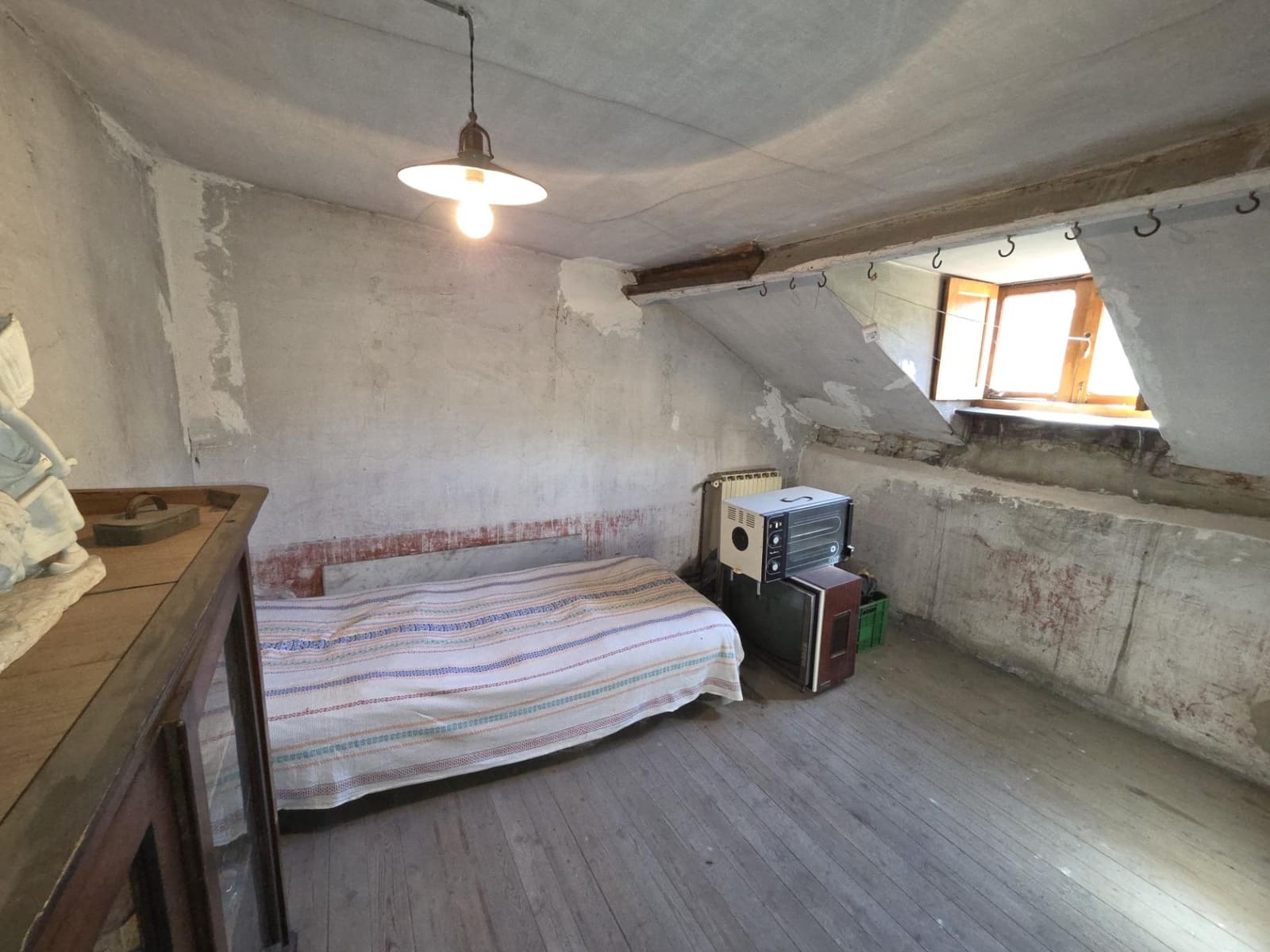 5 soverom Penthouse til salgs i Teverga - € 89 000 (Ref: 9965460)