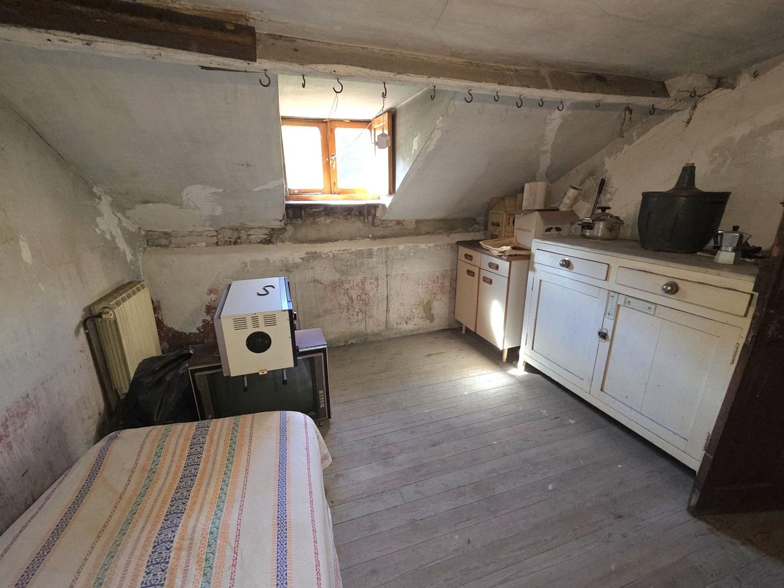 5 soverom Penthouse til salgs i Teverga - € 89 000 (Ref: 9965460)
