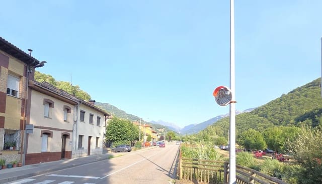 3 bedroom Finca/Country House for sale in Aller with garage - € 120,000 (Ref: 9965461)