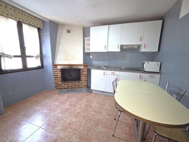 3 bedroom Finca/Country House for sale in Aller with garage - € 120,000 (Ref: 9965461)