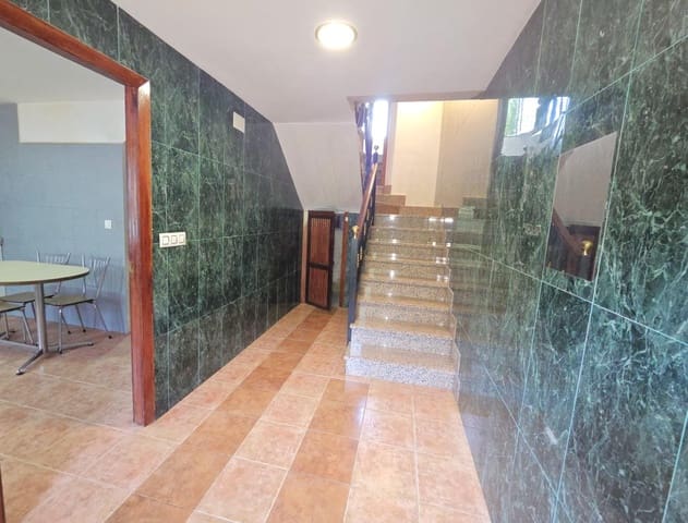 3 bedroom Finca/Country House for sale in Aller with garage - € 120,000 (Ref: 9965461)