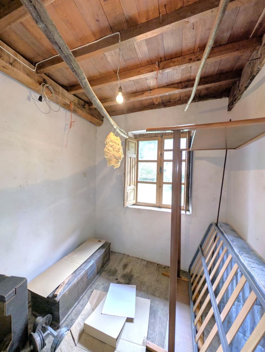 8 chambre Villa/Maison à vendre à Tineo avec garage - 110 000 € (Ref: 9973510)