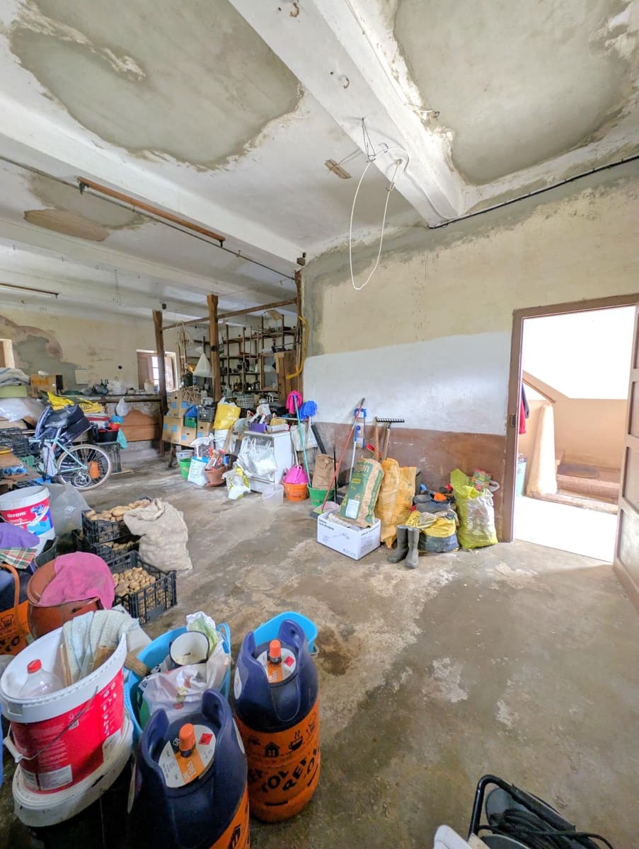 8 chambre Villa/Maison à vendre à Tineo avec garage - 110 000 € (Ref: 9973510)