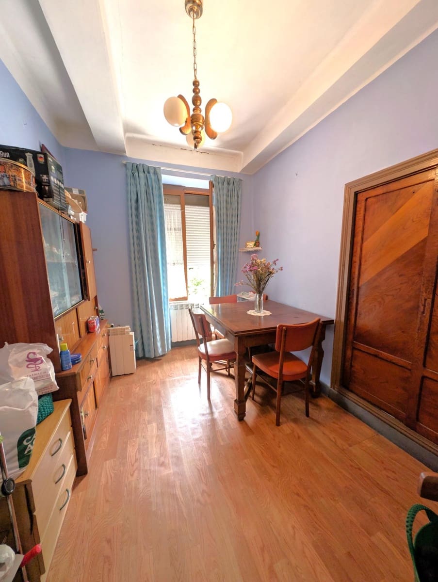 8 chambre Villa/Maison à vendre à Tineo avec garage - 110 000 € (Ref: 9973510)