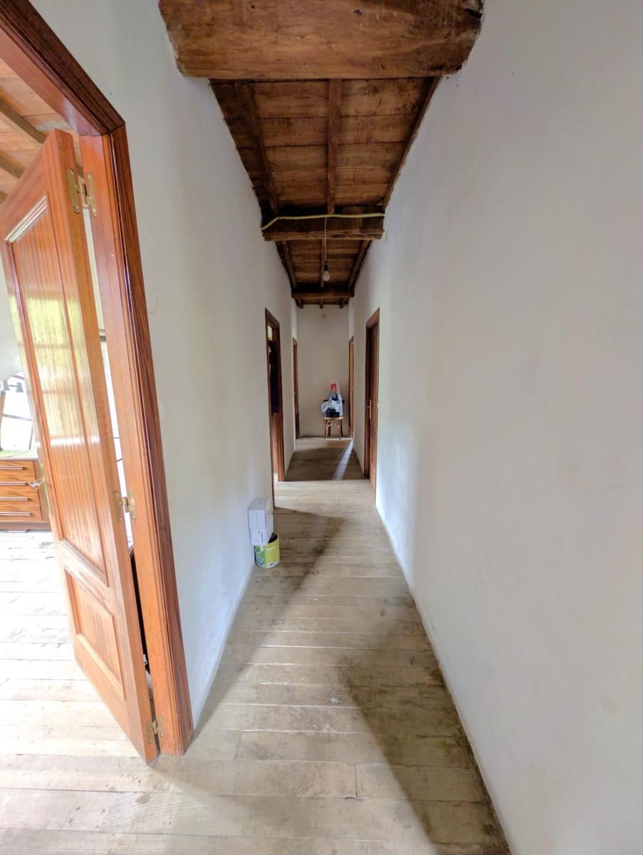 8 chambre Villa/Maison à vendre à Tineo avec garage - 110 000 € (Ref: 9973510)