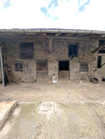 8 sypialnia Willa na sprzedaż w Tineo z garażem - 110 000 € (Ref: 9973510)
