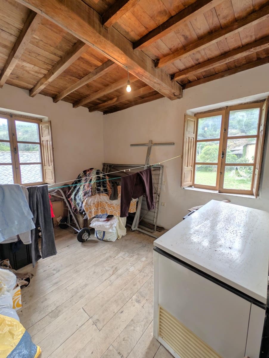 8 chambre Villa/Maison à vendre à Tineo avec garage - 110 000 € (Ref: 9973510)