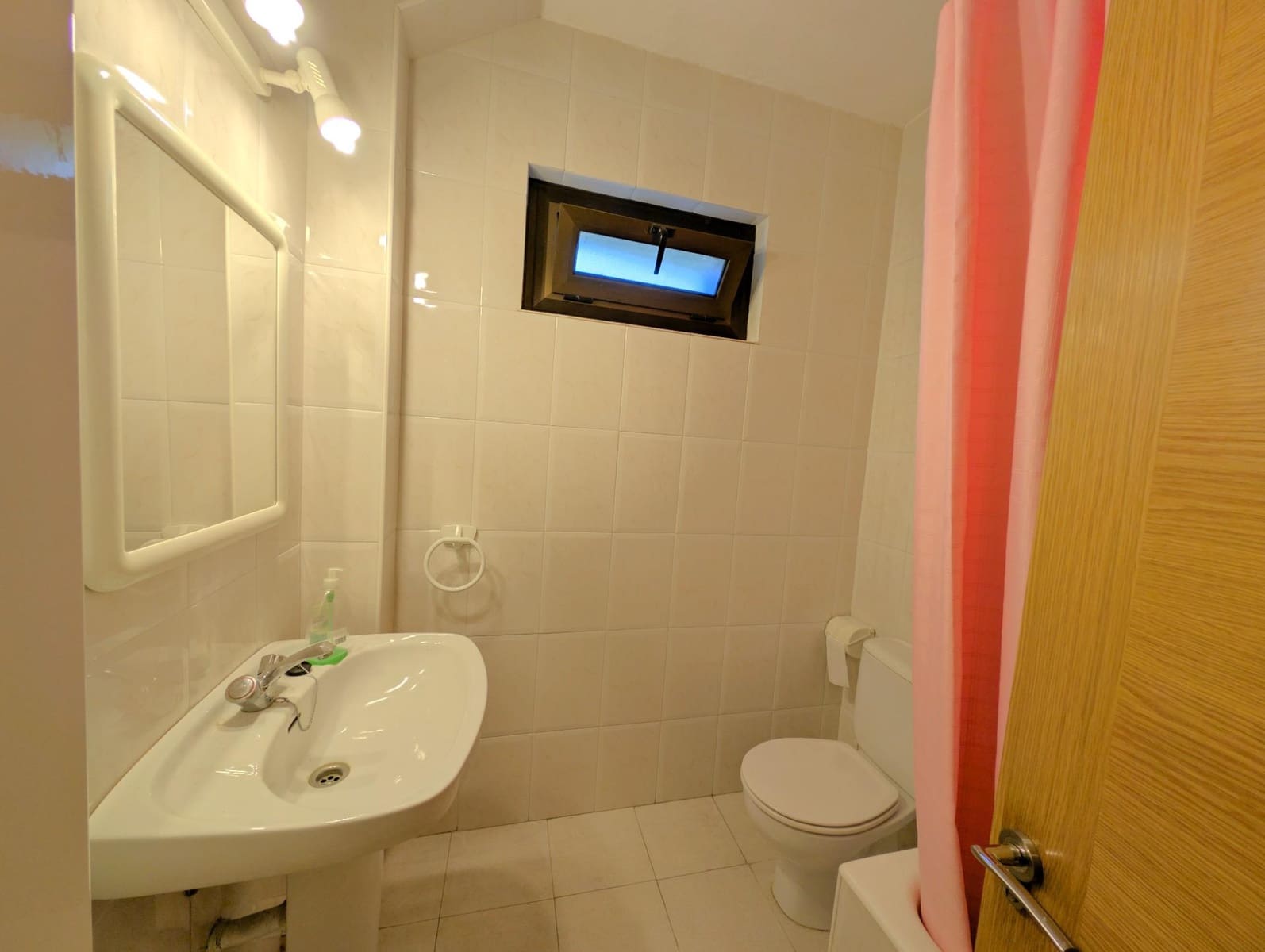 Apartamento de 2 habitaciones en Aller en venta - 57.500 € (Ref: 9979030)