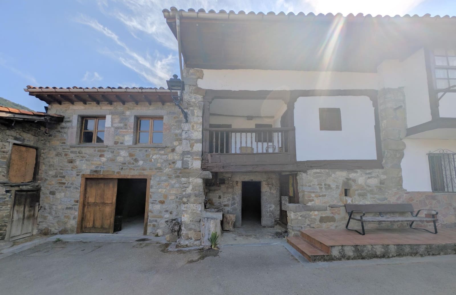 5 bedroom Townhouse for sale in Aller - € 67,200 (Ref: 9979031)