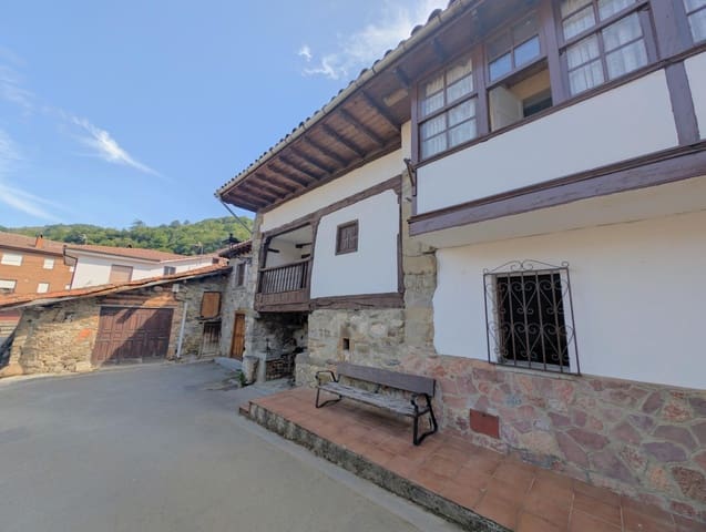 Casa de 5 habitaciones en Aller en venta - 67.200 € (Ref: 9979031)