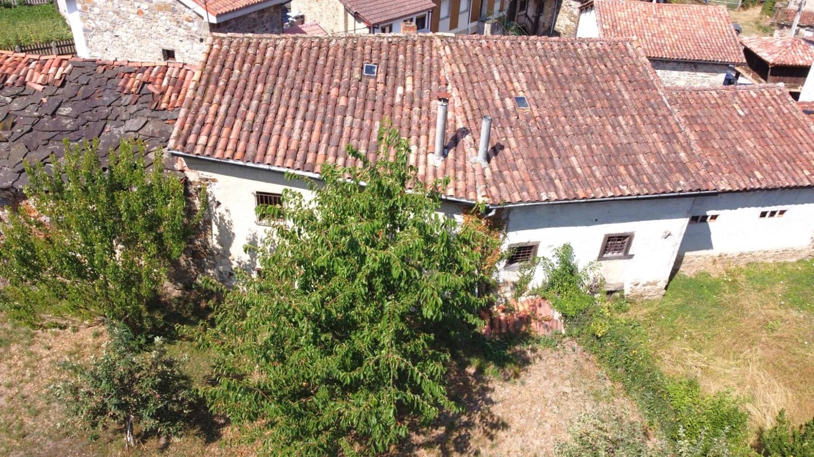 5 bedroom Townhouse for sale in Aller - € 67,200 (Ref: 9979031)