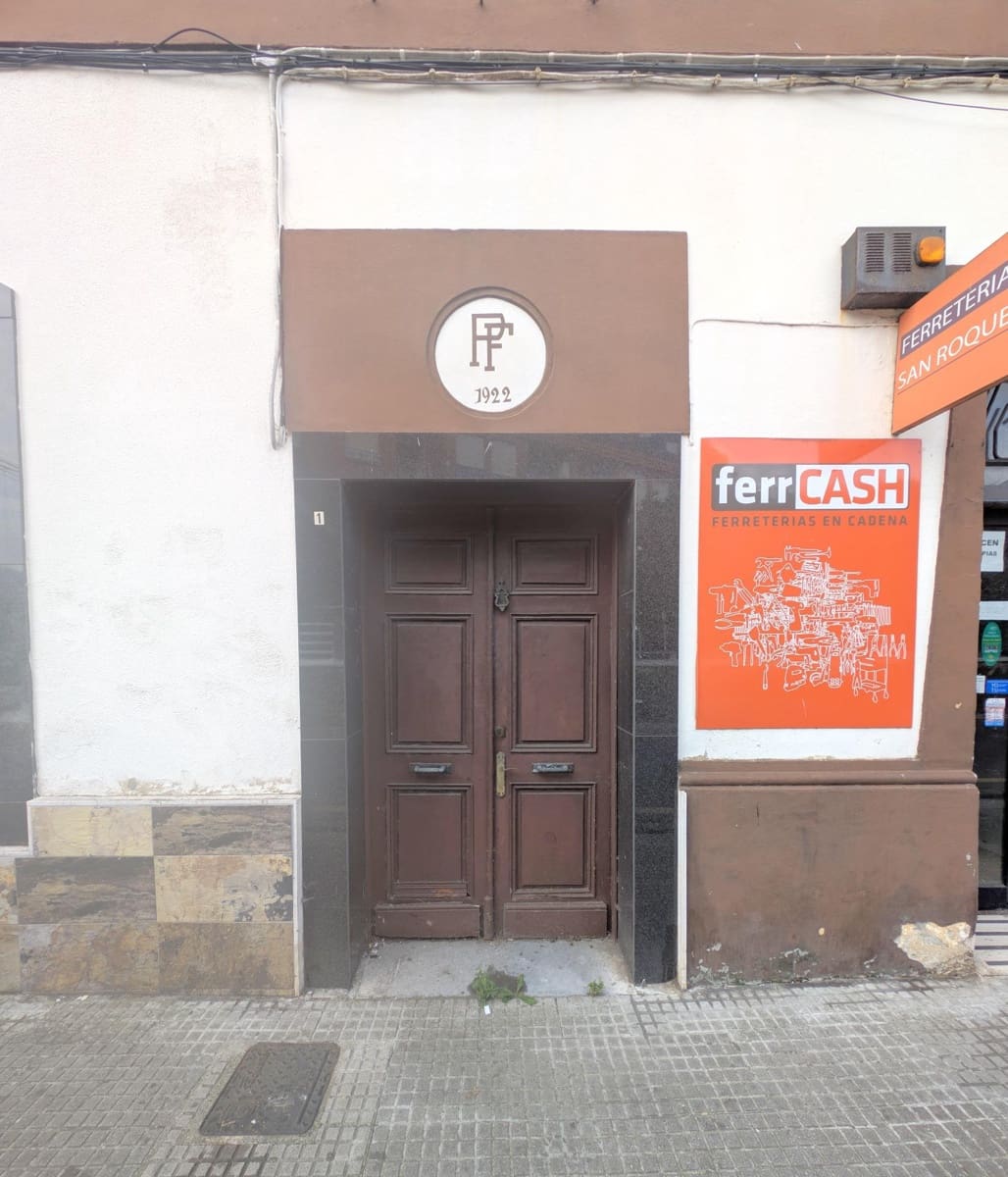6 sypialnia Komercyjne na sprzedaż w Oviedo - 300 000 € (Ref: 9998931)