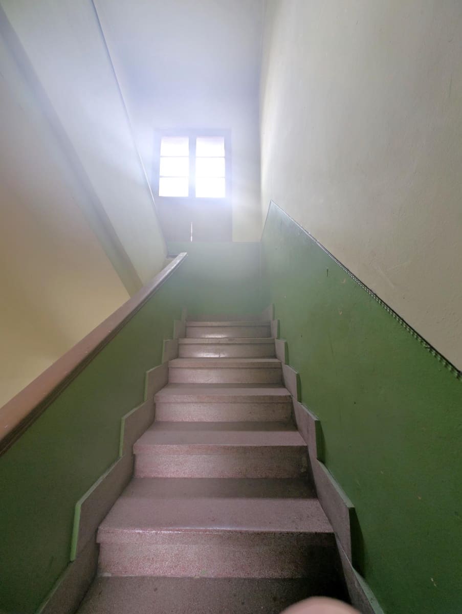 6 sypialnia Komercyjne na sprzedaż w Oviedo - 300 000 € (Ref: 9998931)
