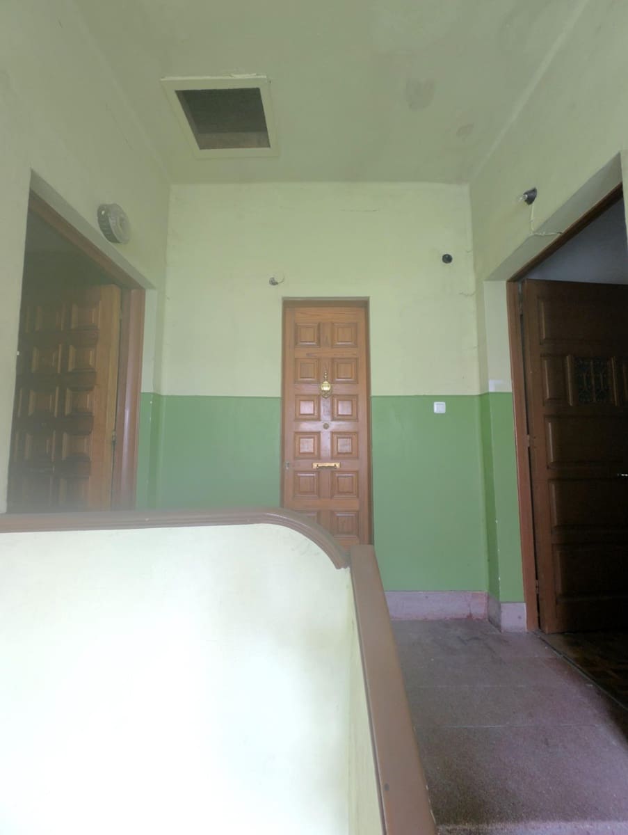 6 sypialnia Komercyjne na sprzedaż w Oviedo - 300 000 € (Ref: 9998931)