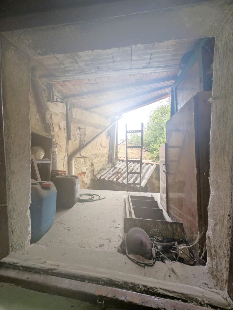 6 sypialnia Komercyjne na sprzedaż w Oviedo - 300 000 € (Ref: 9998931)