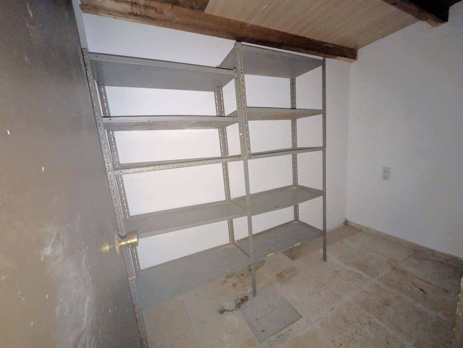 6 sypialnia Komercyjne na sprzedaż w Oviedo - 300 000 € (Ref: 9998931)