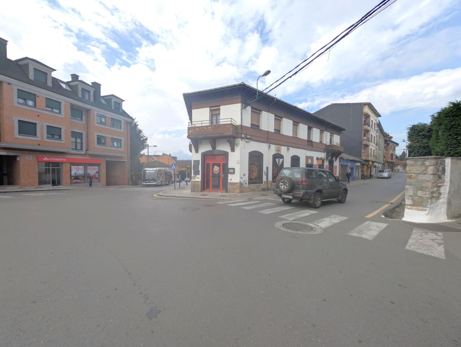 6 sypialnia Komercyjne na sprzedaż w Oviedo - 300 000 € (Ref: 9998931)