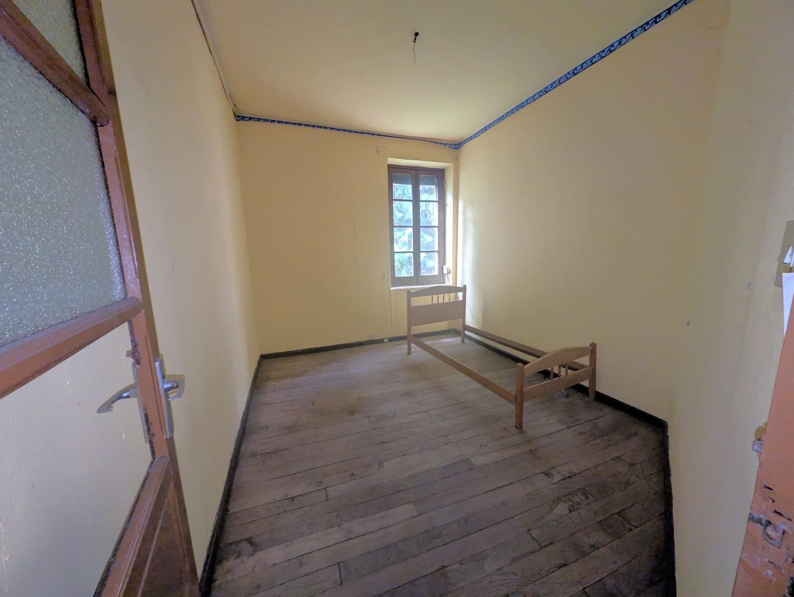 6 sypialnia Komercyjne na sprzedaż w Oviedo - 300 000 € (Ref: 9998931)