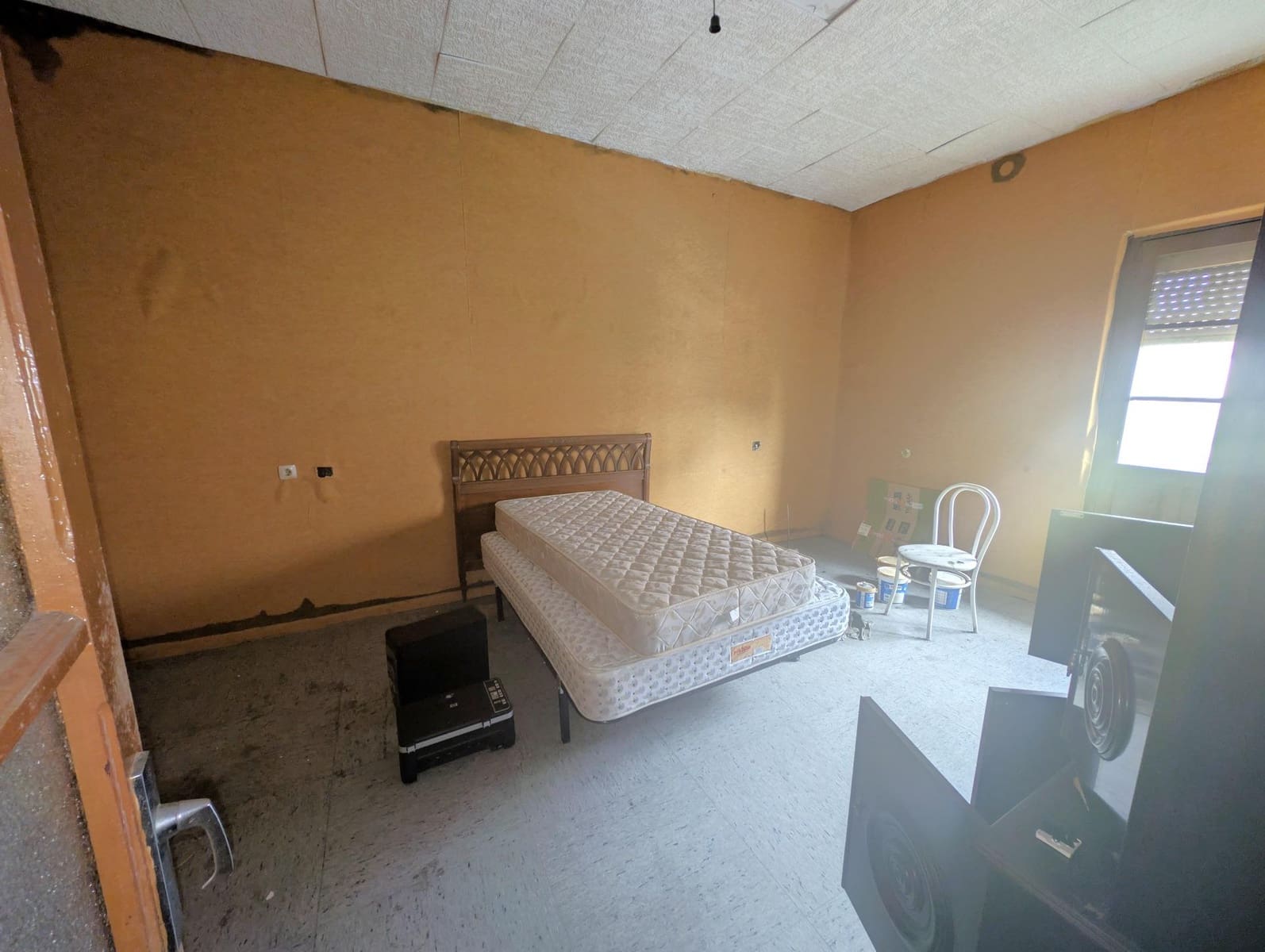 6 sypialnia Komercyjne na sprzedaż w Oviedo - 300 000 € (Ref: 9998931)