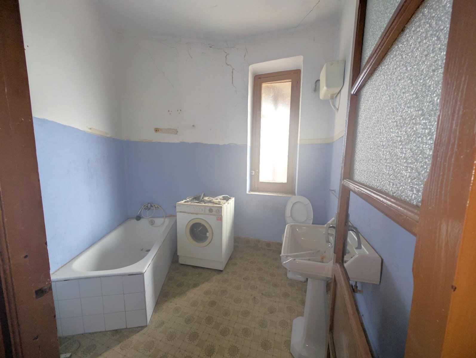 6 sypialnia Komercyjne na sprzedaż w Oviedo - 300 000 € (Ref: 9998931)
