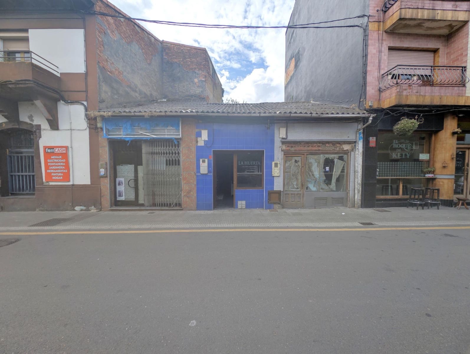 6 sypialnia Komercyjne na sprzedaż w Oviedo - 300 000 € (Ref: 9998931)
