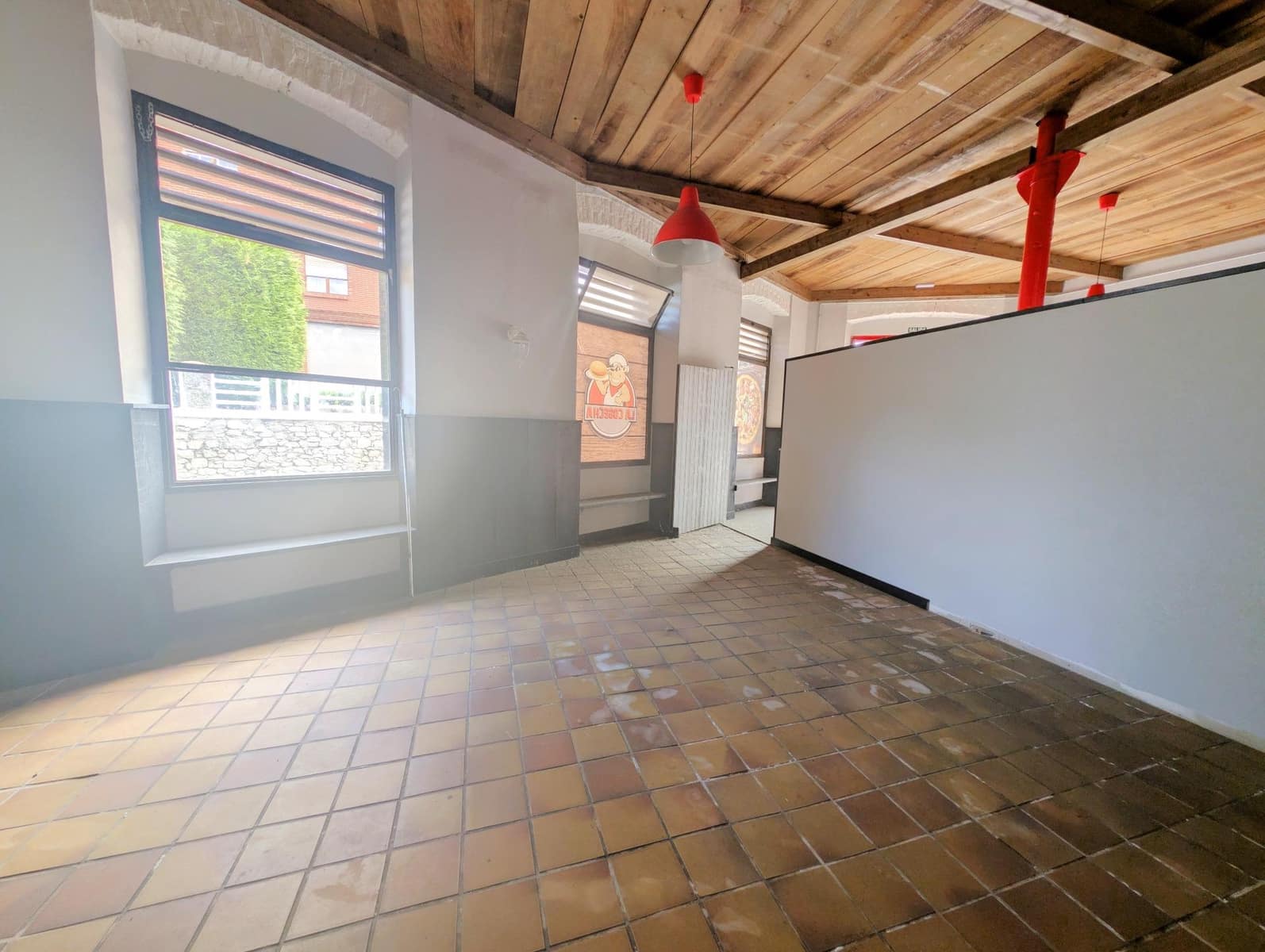 6 sypialnia Komercyjne na sprzedaż w Oviedo - 300 000 € (Ref: 9998931)