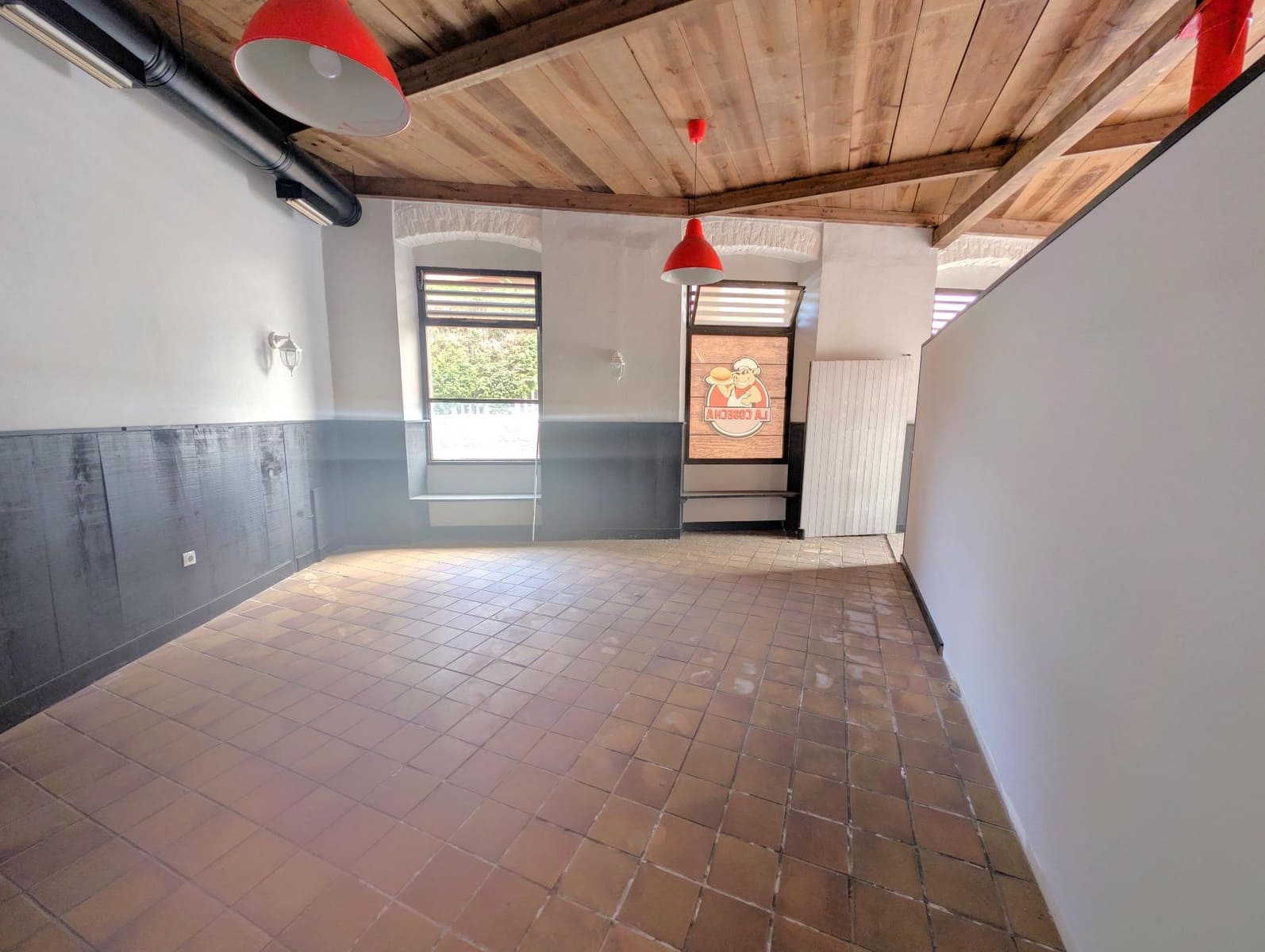6 sypialnia Komercyjne na sprzedaż w Oviedo - 300 000 € (Ref: 9998931)