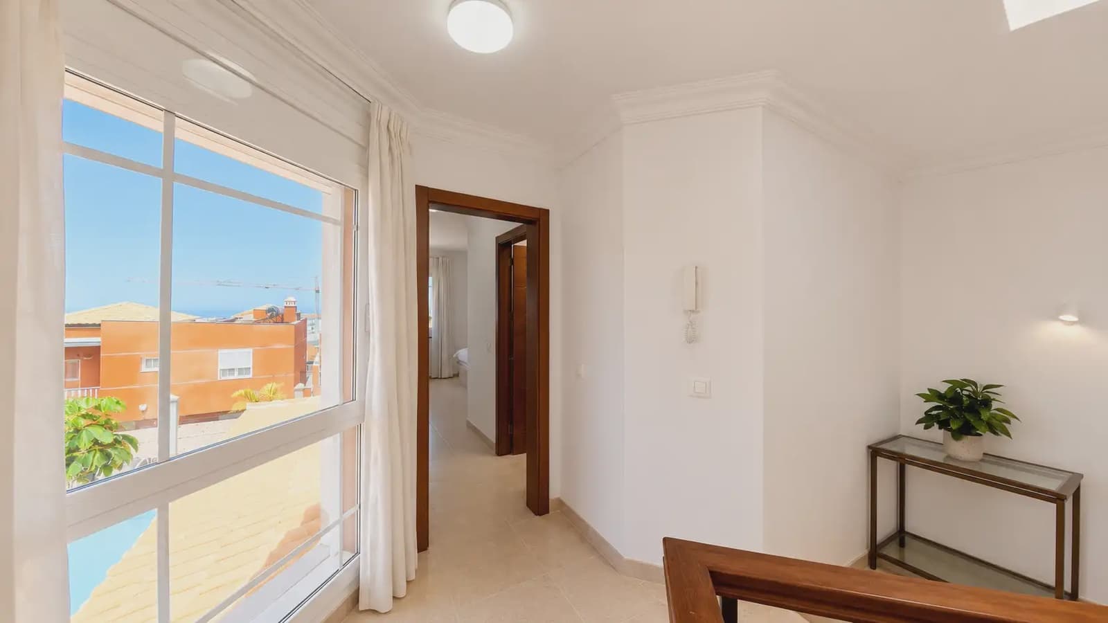 4 makuuhuone Huvila myytävänä paikassa Arona - 880 000 € (Ref: 10021727)