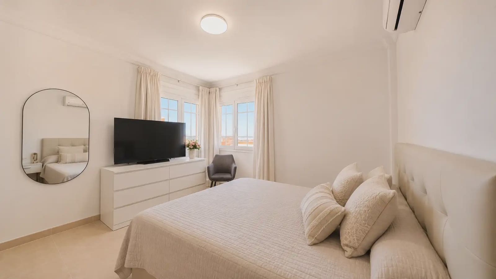 4 makuuhuone Huvila myytävänä paikassa Arona - 880 000 € (Ref: 10021727)