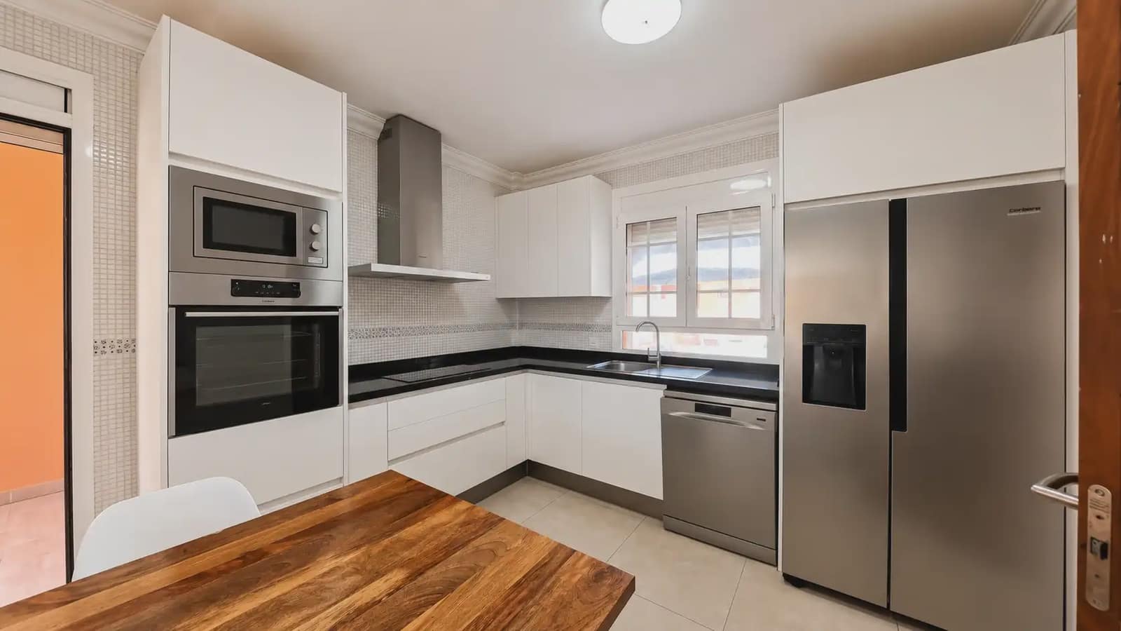 4 makuuhuone Huvila myytävänä paikassa Arona - 880 000 € (Ref: 10021727)