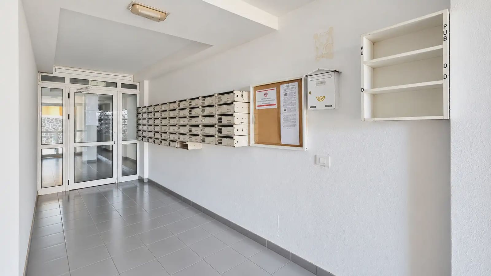 3 bedroom Beach Apartment for sale in Granadilla de Abona with garage - € 349,000 (Ref: 10060913)