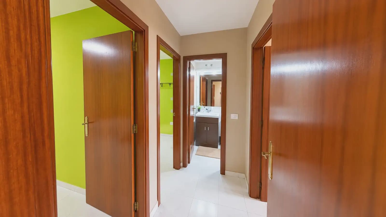 3 bedroom Beach Apartment for sale in Granadilla de Abona with garage - € 349,000 (Ref: 10060913)