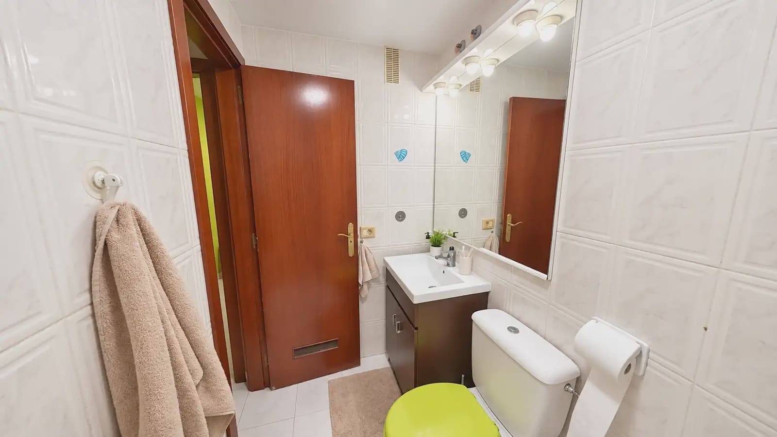 3 bedroom Beach Apartment for sale in Granadilla de Abona with garage - € 349,000 (Ref: 10060913)