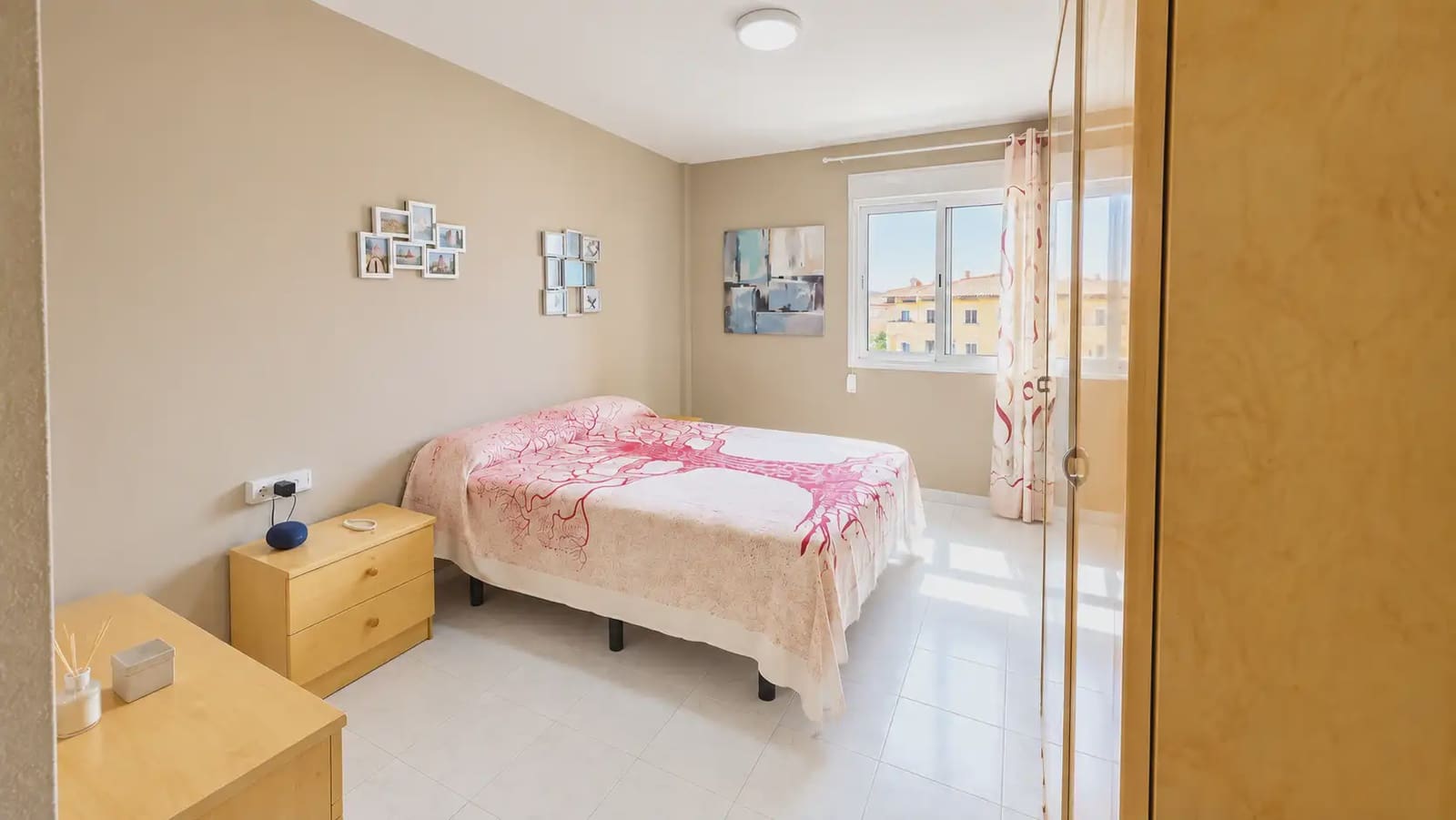 3 bedroom Beach Apartment for sale in Granadilla de Abona with garage - € 349,000 (Ref: 10060913)