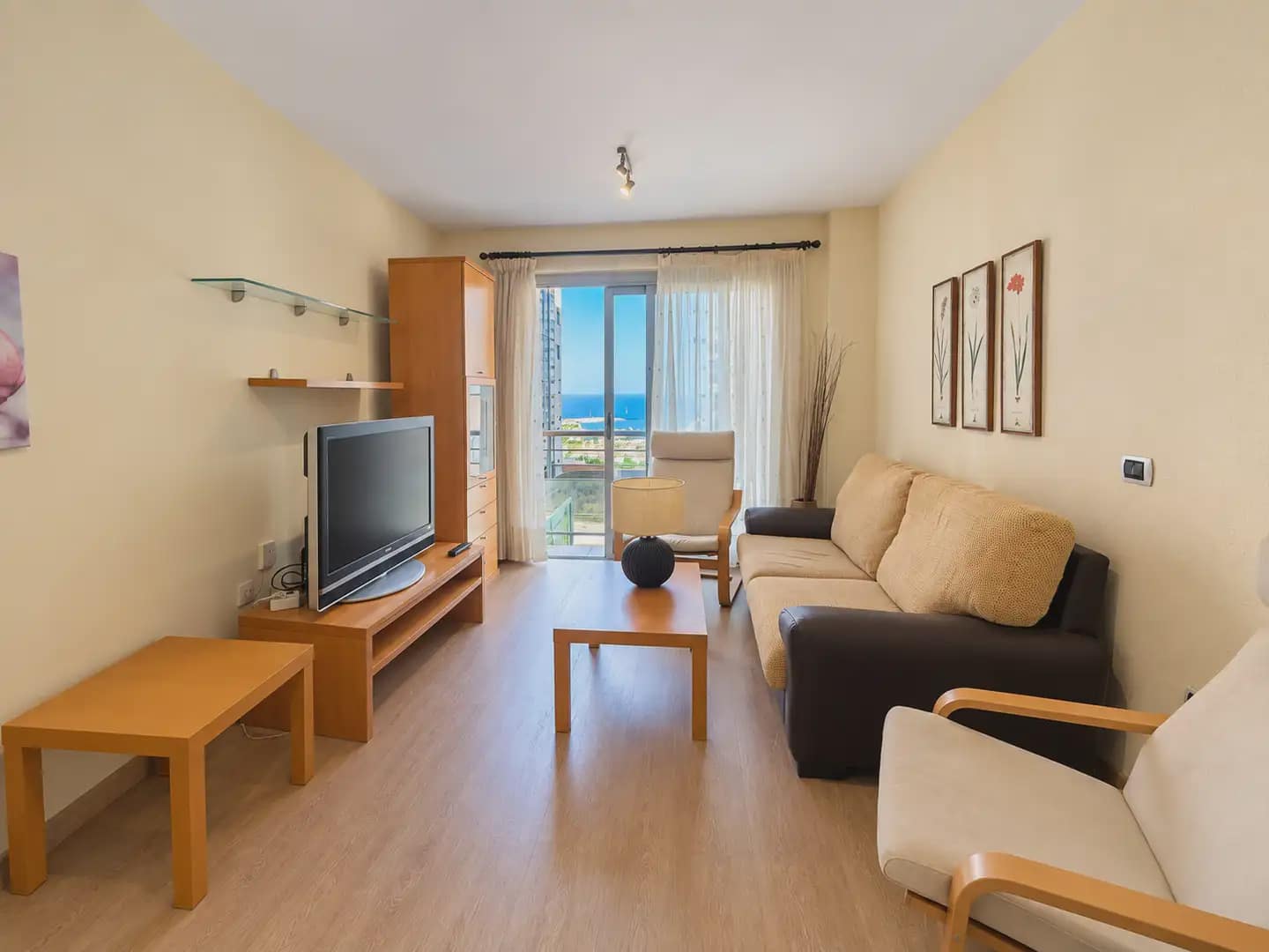 1 soverom Leilighet til salgs i Santa Cruz de Tenerife med garasje - € 290 000 (Ref: 10184010)