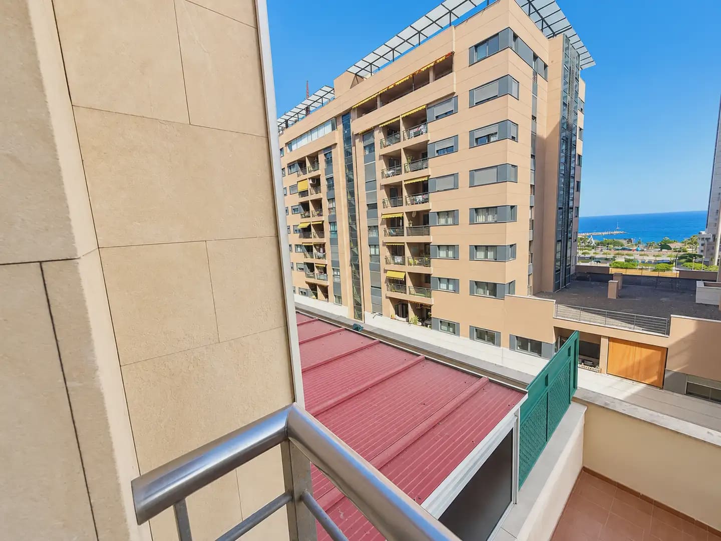 1 soverom Leilighet til salgs i Santa Cruz de Tenerife med garasje - € 290 000 (Ref: 10184010)