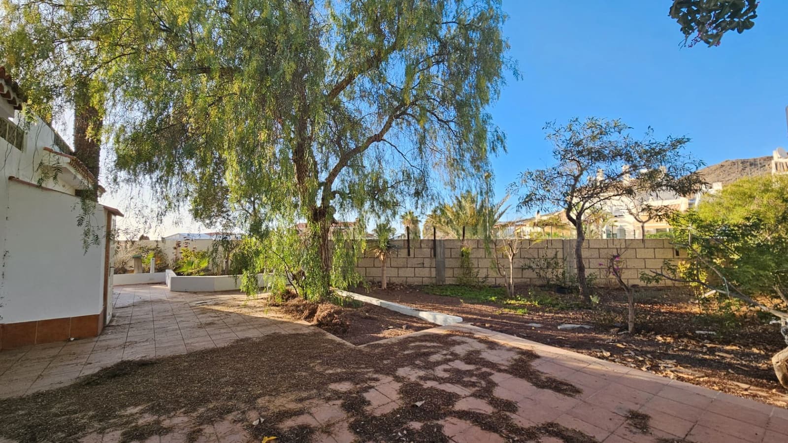 2 soveværelse Finca/Landehus til salg i Arona - € 670.000 (Ref: 8640042)