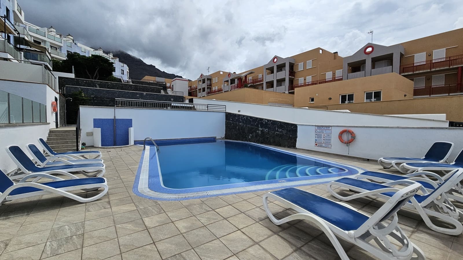 2 sypialnia Apartament na sprzedaż w Adeje z basenem garażem - 389 000 € (Ref: 8640051)