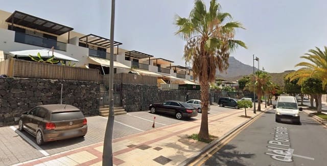 3 bedroom Semi-detached Villa for sale in Casco Urbano, Adeje with garage - € 550,000 (Ref: 8640053)