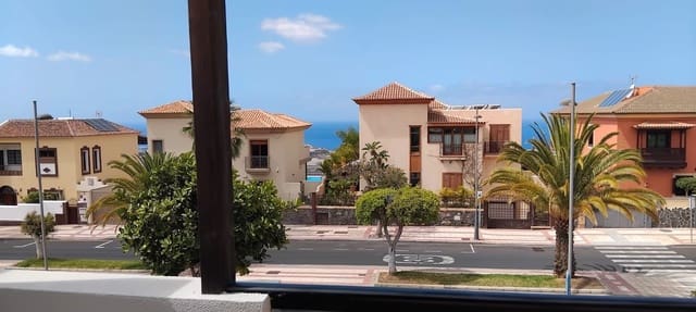 3 bedroom Semi-detached Villa for sale in Casco Urbano, Adeje with garage - € 550,000 (Ref: 8640053)