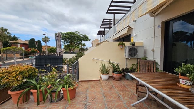 3 bedroom Semi-detached Villa for sale in Casco Urbano, Adeje with garage - € 550,000 (Ref: 8640053)