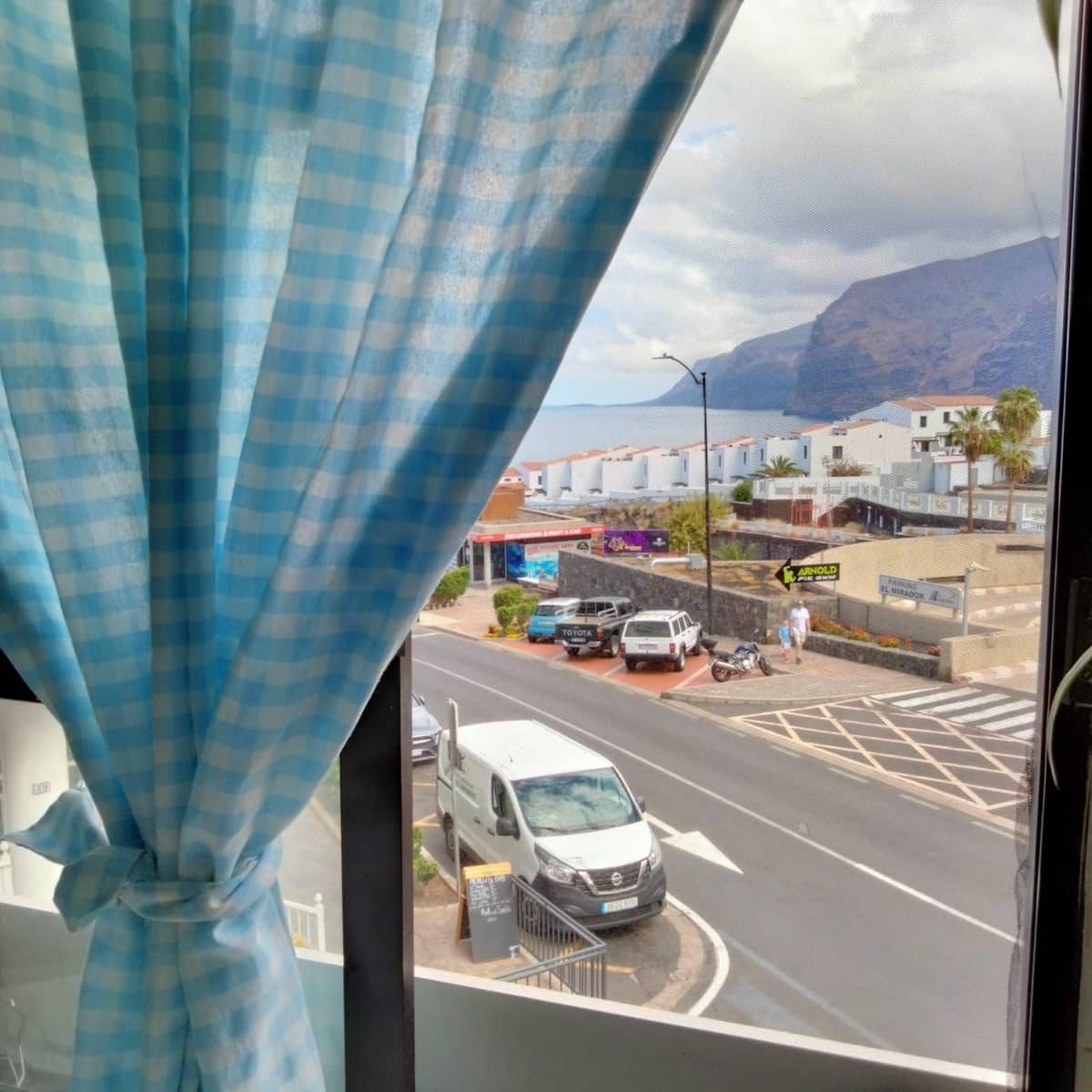 2 soveværelse Lejlighed til salg i Santiago del Teide med swimmingpool - € 275.000 (Ref: 8640058)