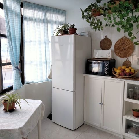 2 soveværelse Lejlighed til salg i Puerto Santiago, Santiago del Teide med swimmingpool - € 275.000 (Ref: 8640058)