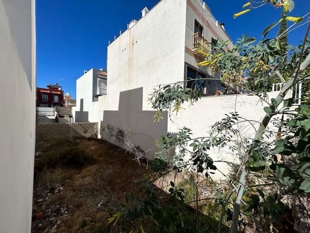 Paritalo myytävänä paikassa Arona - 77 000 € (Ref: 8640062)