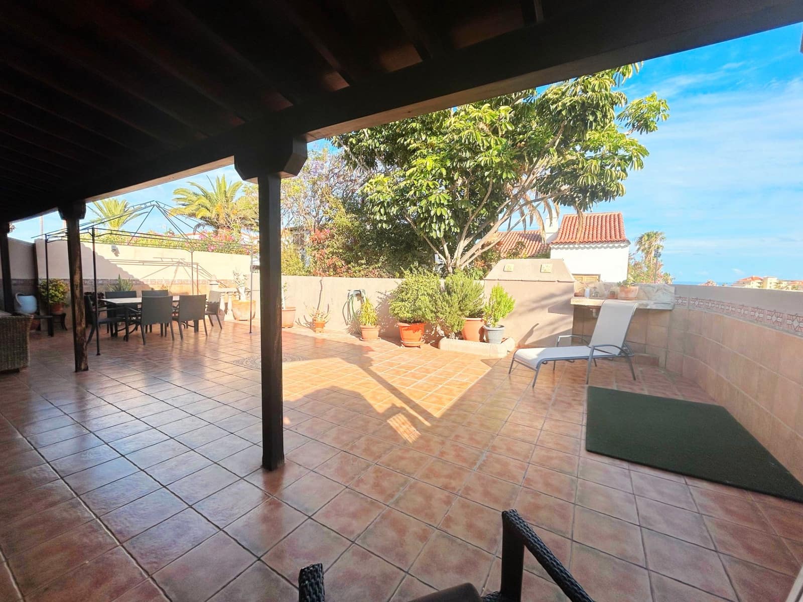 4 soveværelse Semi-Rækkehus til salg i San Miguel de Abona med swimmingpool - € 475.000 (Ref: 9006715)