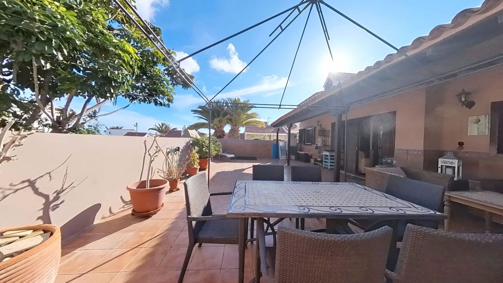 4 soveværelse Semi-Rækkehus til salg i San Miguel de Abona med swimmingpool - € 475.000 (Ref: 9006715)