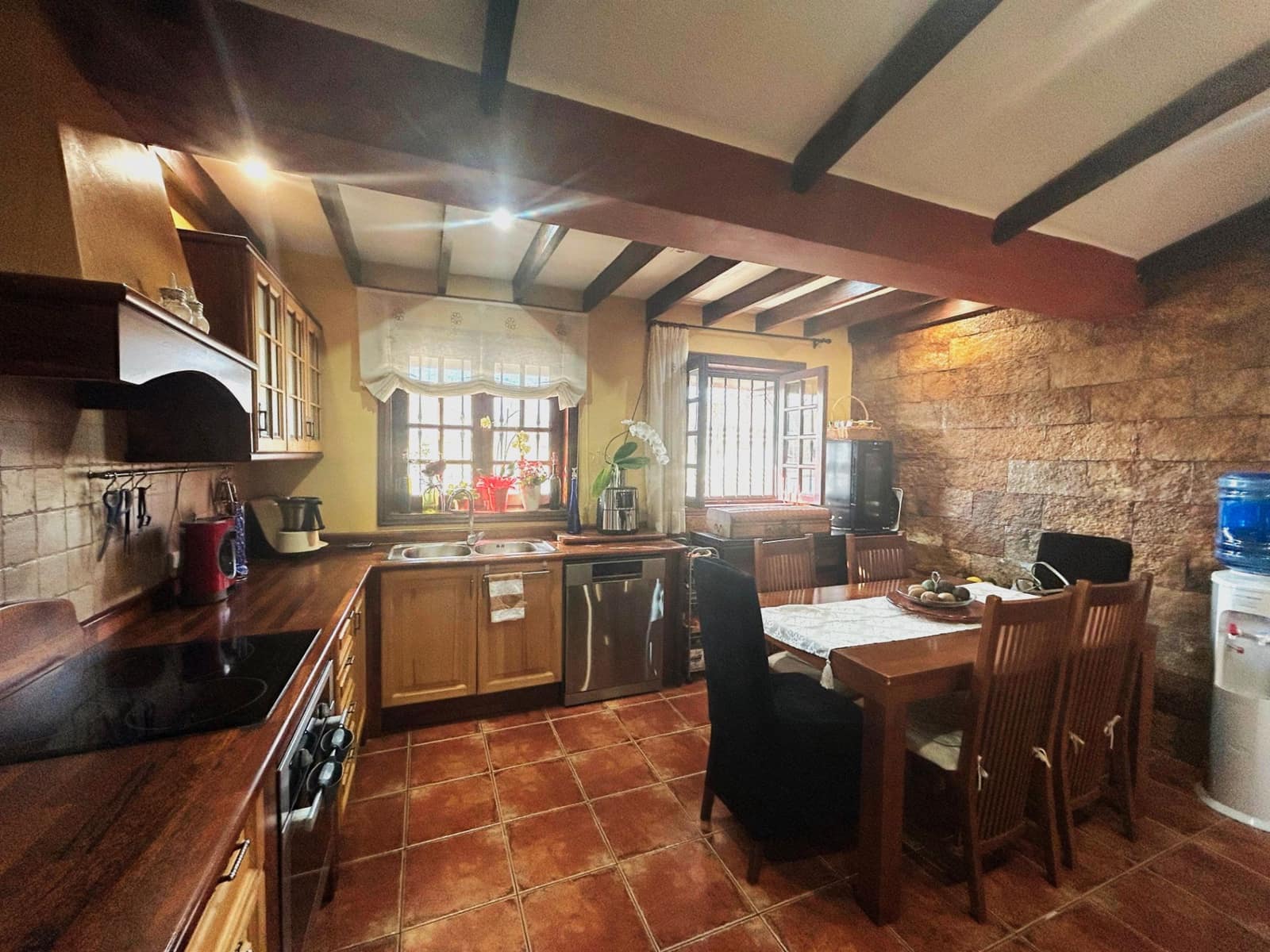 4 soveværelse Semi-Rækkehus til salg i San Miguel de Abona med swimmingpool - € 475.000 (Ref: 9006715)