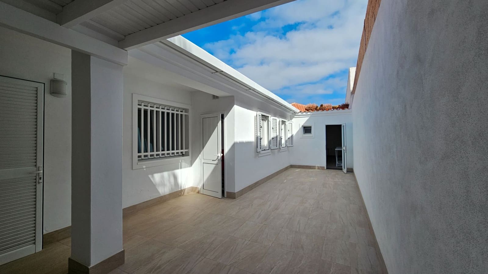 3 soverom Villa til salgs i Adeje - € 845 000 (Ref: 9088268)