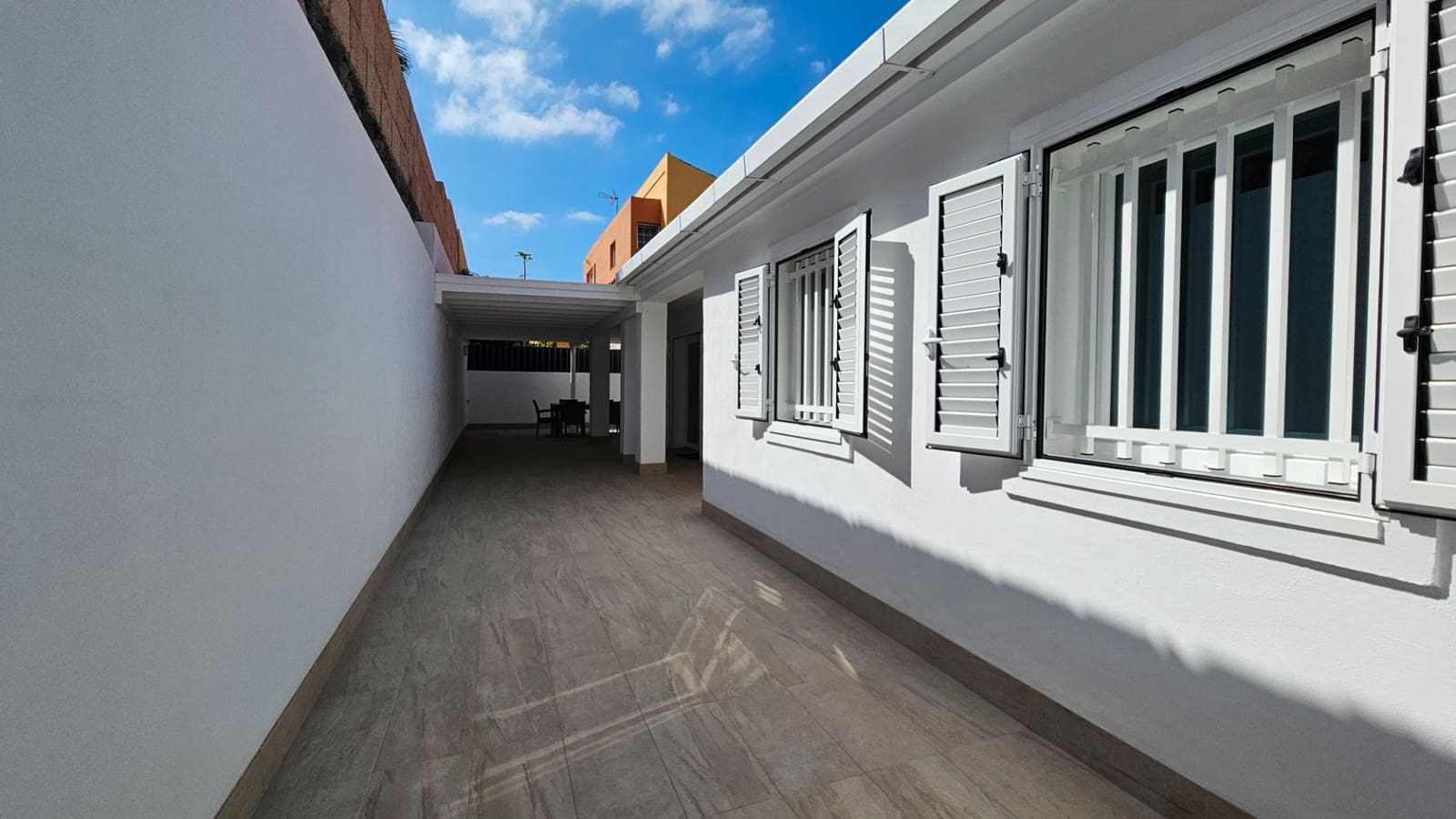 3 soverom Villa til salgs i Adeje - € 845 000 (Ref: 9088268)